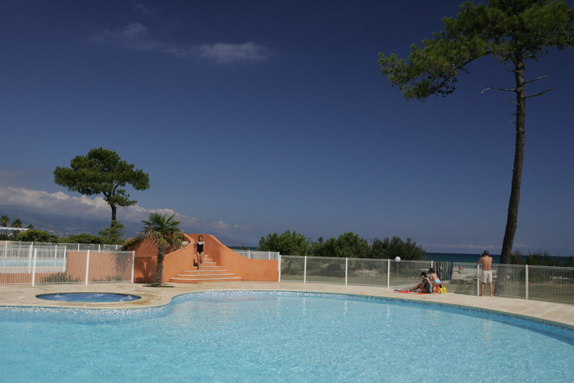 Residence Cala Bianca Borgo  Eksteriør billede
